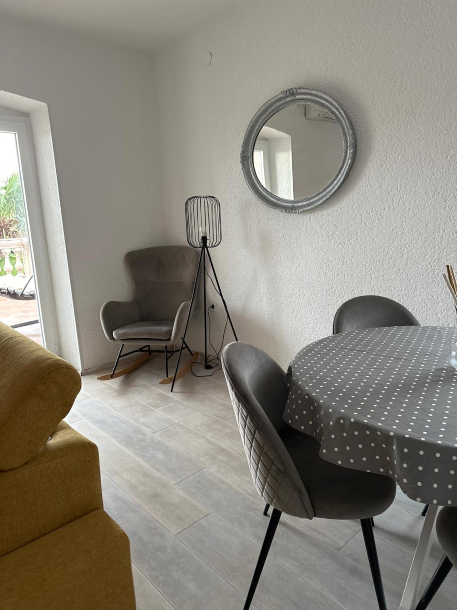 Apartment Peloza 1 Porec Exterior photo